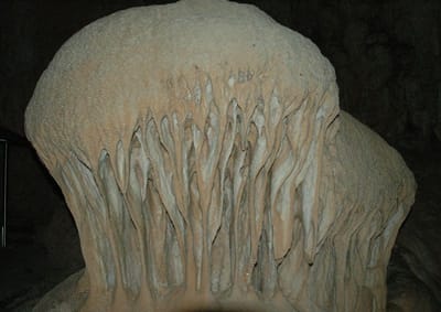 A-030 Jenolan Caves.jpg