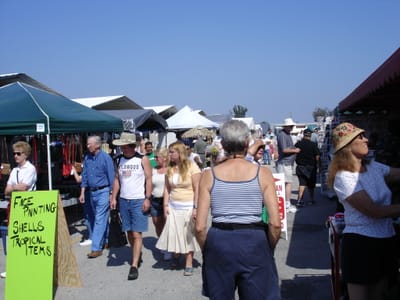 A034 FLEA MKT.JPG