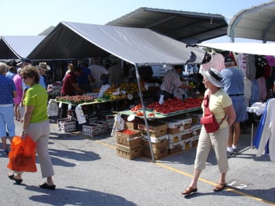 A035 FLEA MKT.JPG