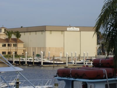 A098 HINCKLEY YACHTS.JPG