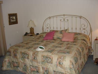 A056 BEDROOM.JPG