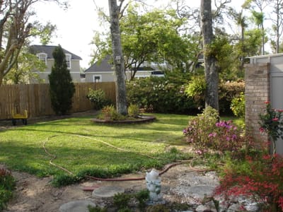 A032 BACK GARDEN.JPG