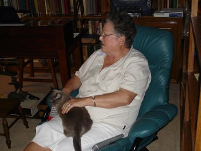 A093 TIA AND JUDY.JPG
