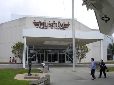 A109 ENTRANCE TO MUSEUM.JPG