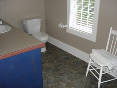 A-068 En Suite Bath.JPG