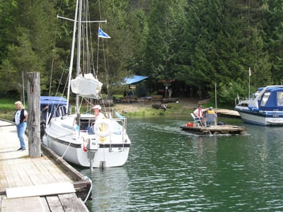 A003 Firefly on Lake Harrison 0505.JPG
