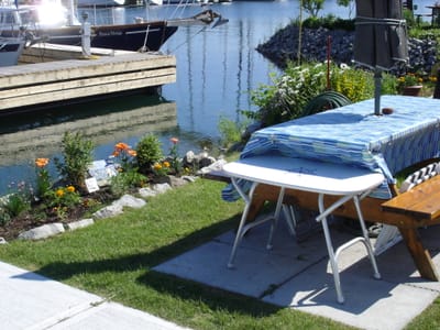 A-023 Picnic table.JPG