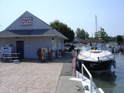A-075 Loo and gas dock.JPG