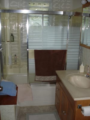 A-0030 Bathroom.JPG