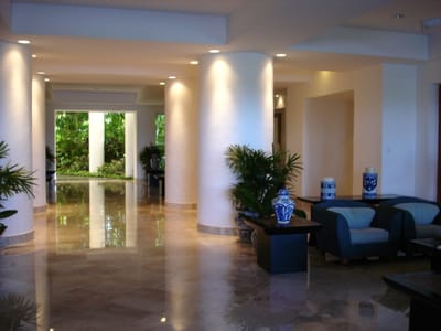 A024 LOBBY HALL.JPG