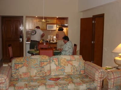 A029 SUITE.JPG