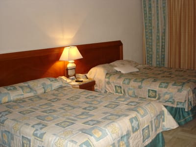 A030 SUITE.JPG