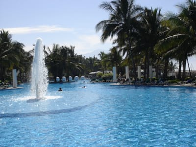 A042 POOL.JPG