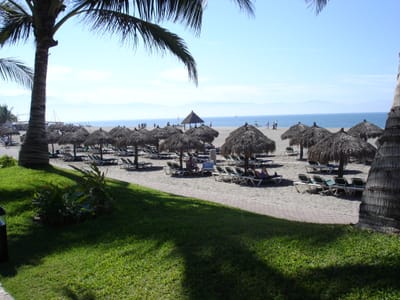 A043 POOL.JPG