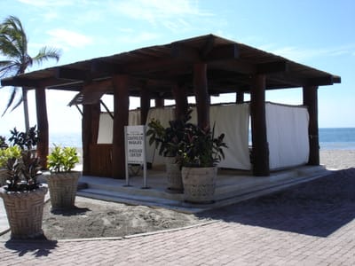 A050 MASSAGE SHACK.JPG