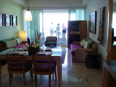 A078 GRAND MAYAN.JPG