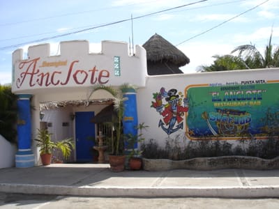 A102 PUNTA DE MITA.JPG