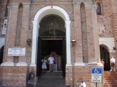 A166 CATHEDRAL.JPG
