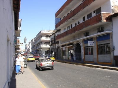 A167 CENTRO SHOPS.JPG