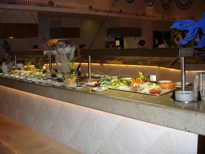 A188 BUFFETT.JPG
