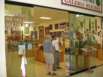 A252 PARADISE PLAZA.JPG