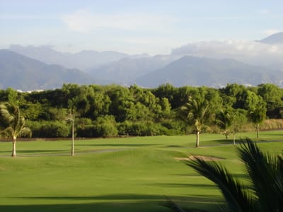 A271 GOLF COURSE.JPG