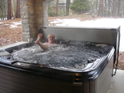 A006 HOT TUB.JPG