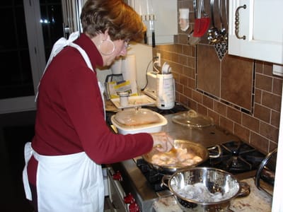 A038 SAT DINNER.JPG