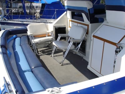Copy of 020 Cockpit.JPG