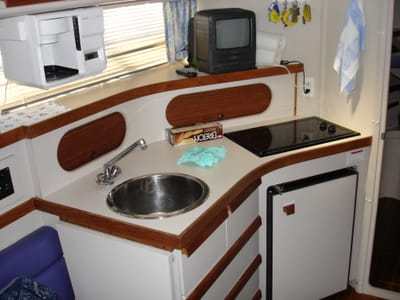 Copy of 023 Galley.JPG