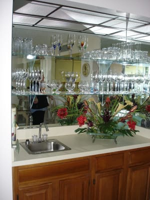 A019 Als Bar.JPG