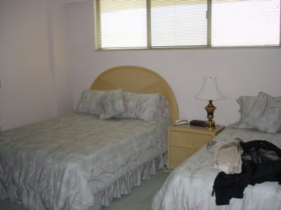 A020 Guest Bedroom.JPG