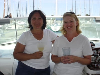 A175 Jackie & Joanne.JPG