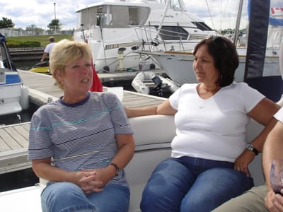 A180 Laurel & Terri.JPG