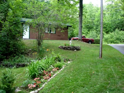 120 Drive and garage.JPG