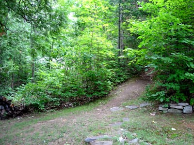 123 walk to Johns cottage.JPG