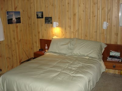 132 master bedroom.JPG