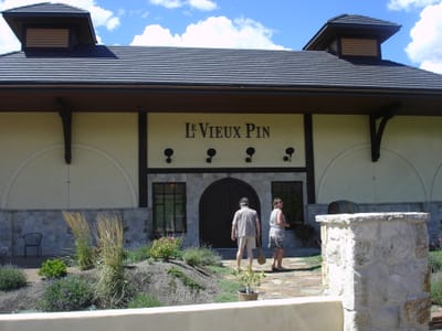 A-085 Le Vieux Pin.JPG