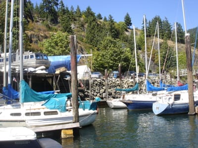 A-149 Marina at mouth of harbour.JPG
