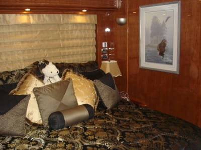 A-198 Owners suite.JPG