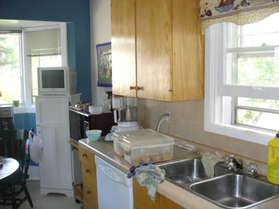 A-298 The kitchen.JPG