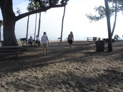 A 166 F L Beach.JPG