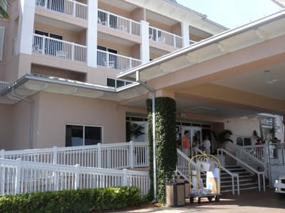 A 296 DoubleTree.JPG