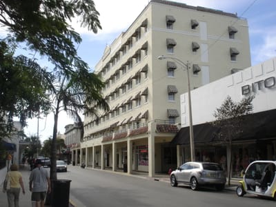 A 351 Duval Street.JPG