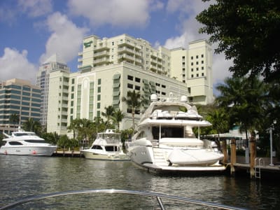 A 394 Riverside Hotel.JPG