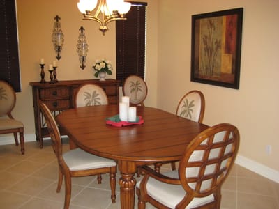 40 Dining Room 2.JPG