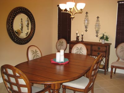 41 Dining Room 3.JPG