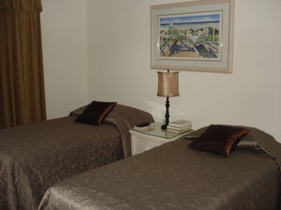 A006 Guest BR.JPG