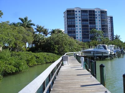 A013 Dock & Acklands Bldg.JPG