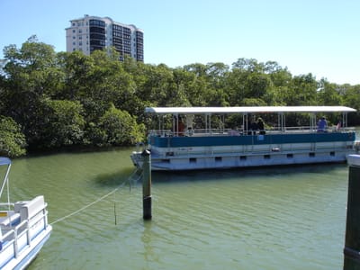 A016 Ferry to beach.JPG